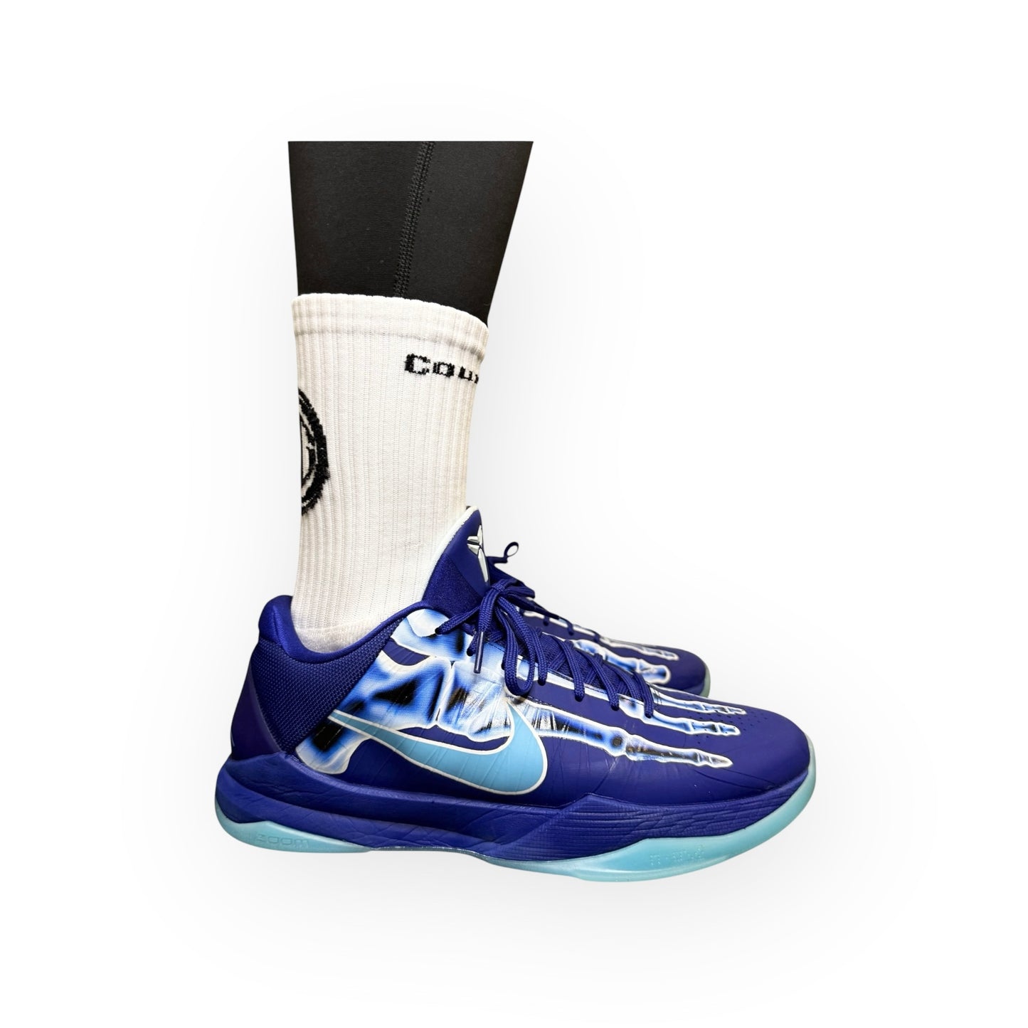 White - EU 42-45 / Court Grip Socken - Mehr Grip, mehr Game!